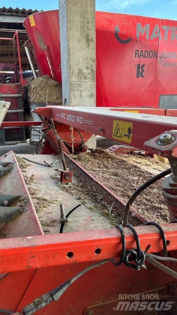 Kuhn FC 250 R G Falciacondizionatrici