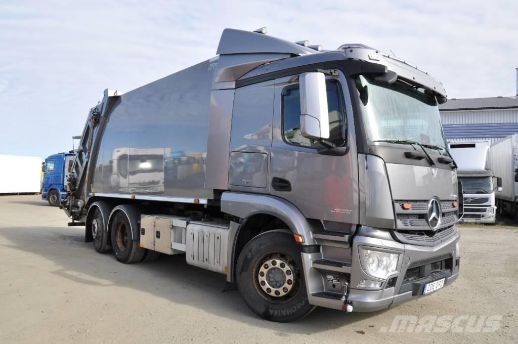 Mercedes-Benz 2535 Camion dei rifiuti