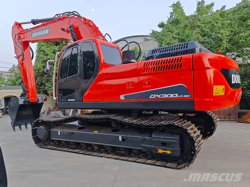 Doosan DX 300 LC-9C Escavatori cingolati