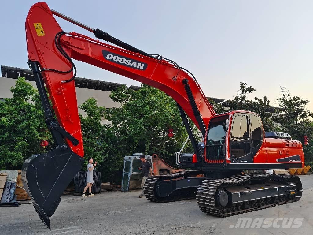 Doosan DX 300 LC-9C Escavatori cingolati