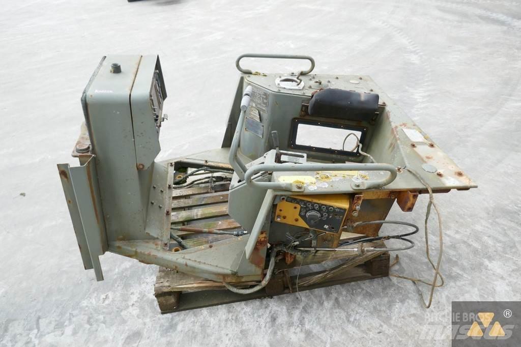 CAT 6T-3309 Cabine e interni