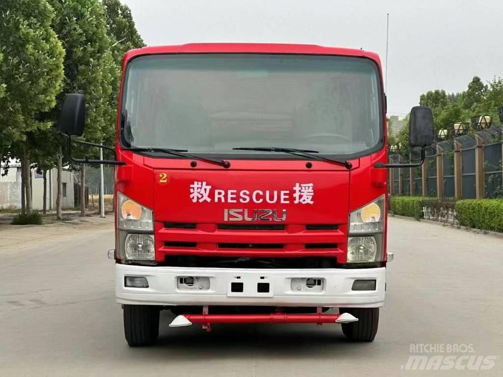 Isuzu ELF Veicoli municipali