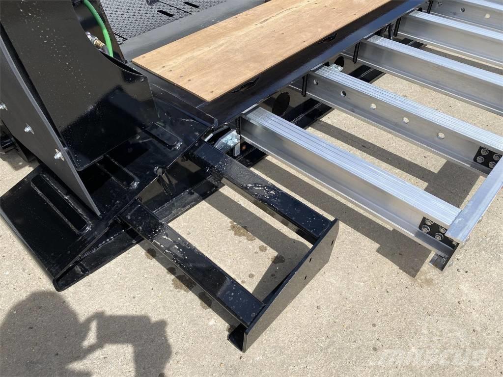 Jet TRI AXLE DETACH Caricatore basso