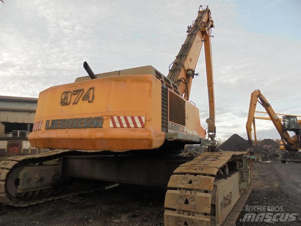 Liebherr R974 B SEW Movimentazione rifiuti