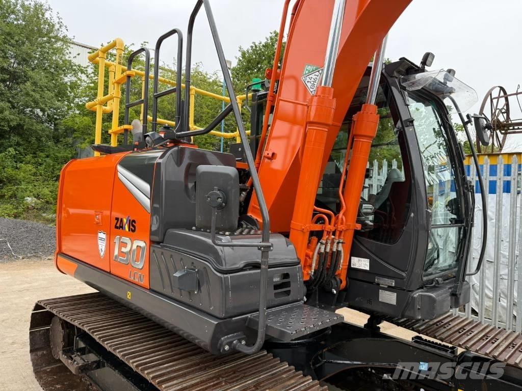 Hitachi ZX130-7 Escavatori cingolati