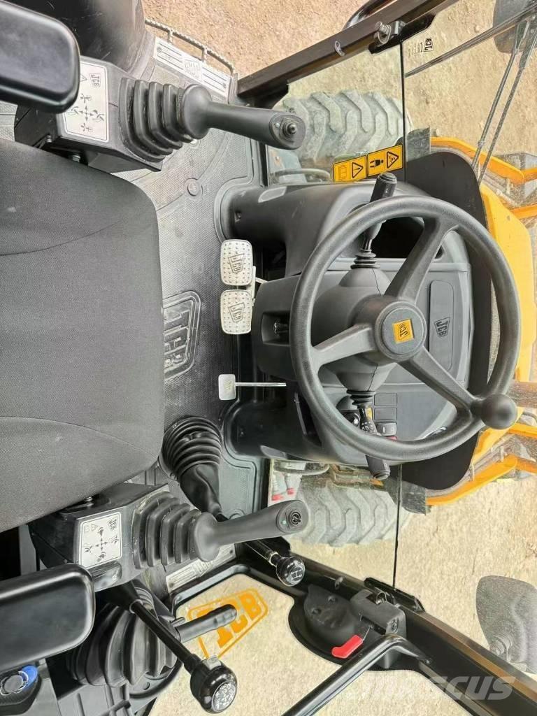 JCB 3 CX Escavatori gommati