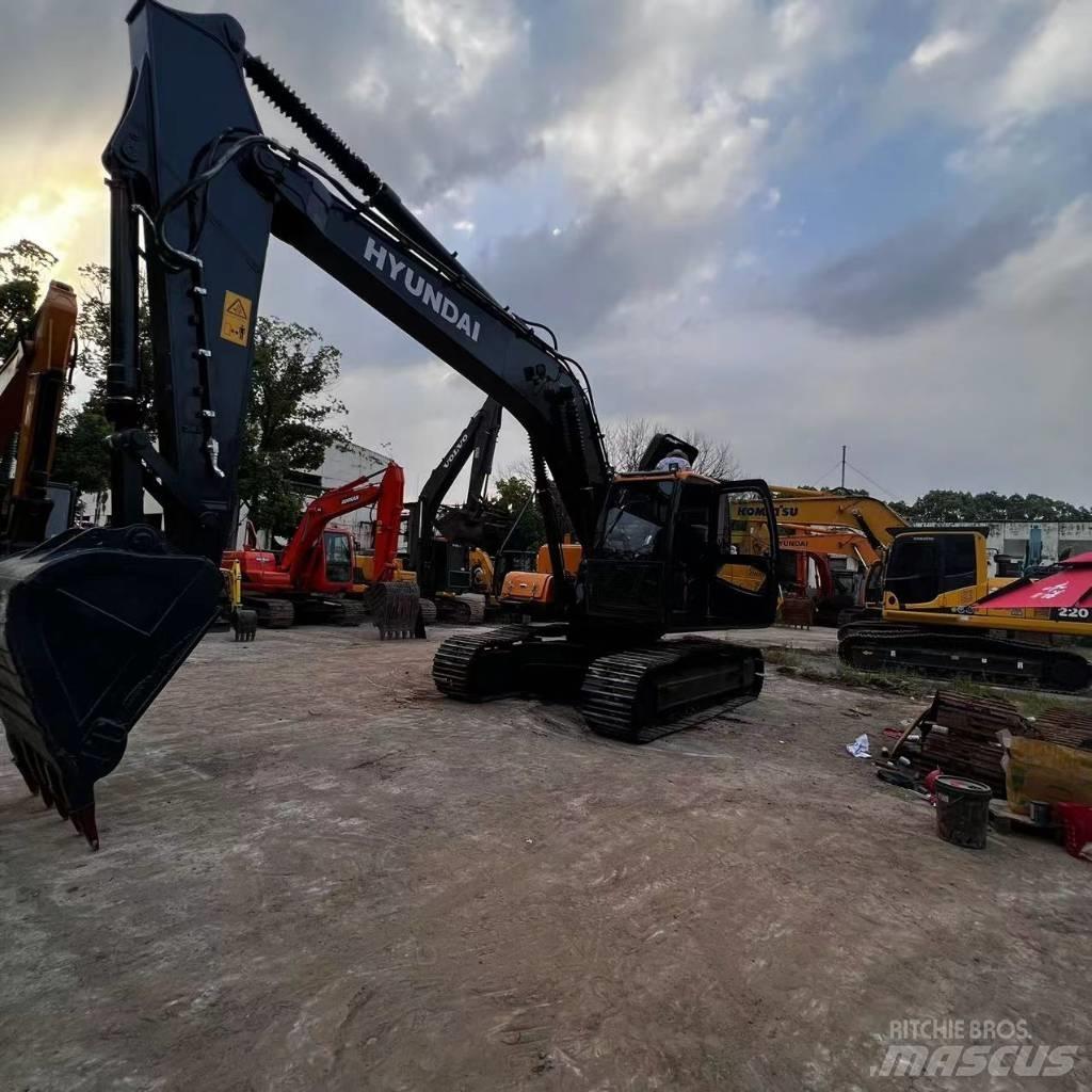 Hyundai R220-9S Escavatori cingolati