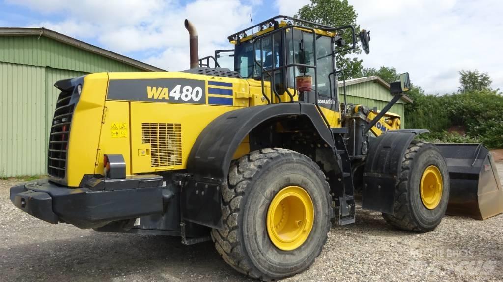 Komatsu WA 480-8 Pale gommate