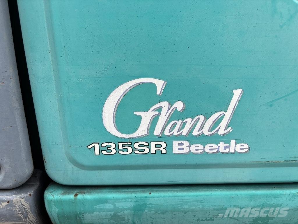Kobelco SK 135 Escavatori cingolati