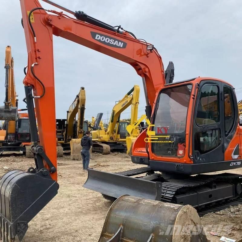 Doosan DX 75-9 Escavatori cingolati