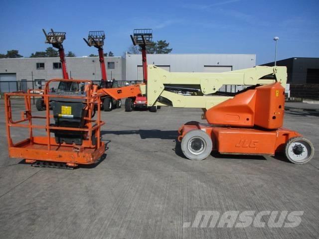 JLG E 400 AJPN (817) Piattaforme a braccio articolato