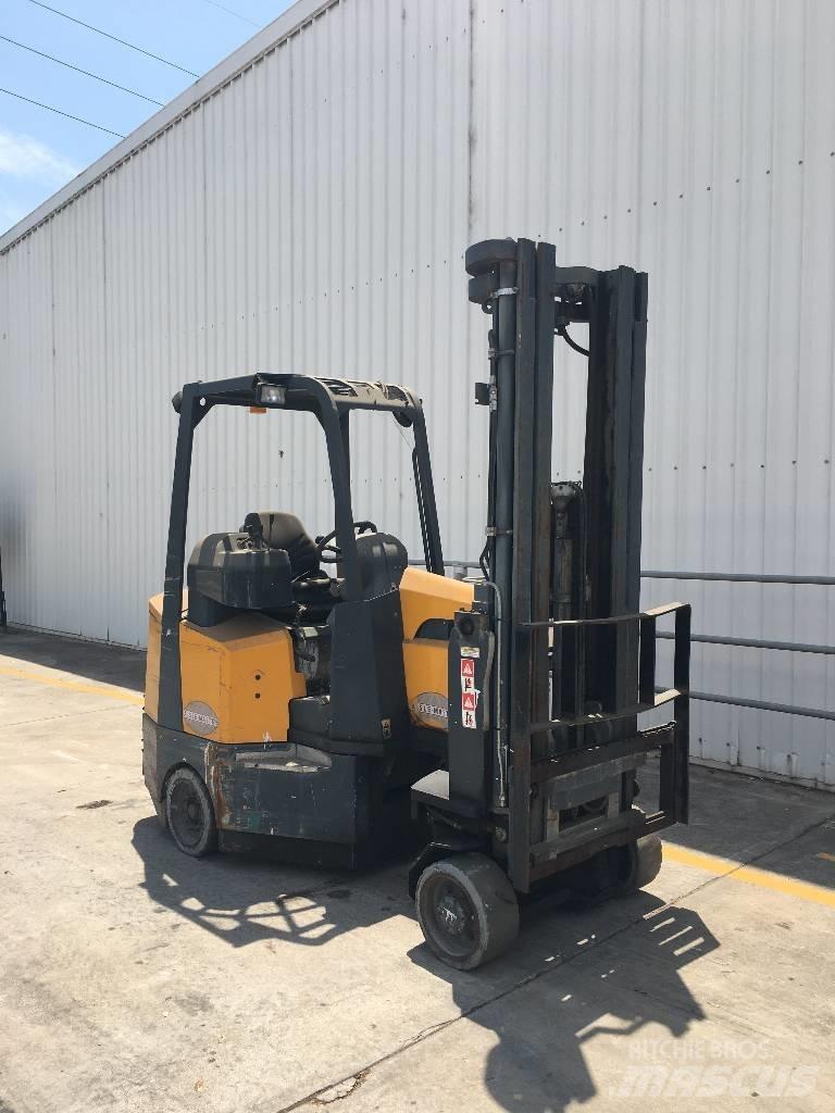 Aisle-Master 20SE Elevatore passaggio stretto