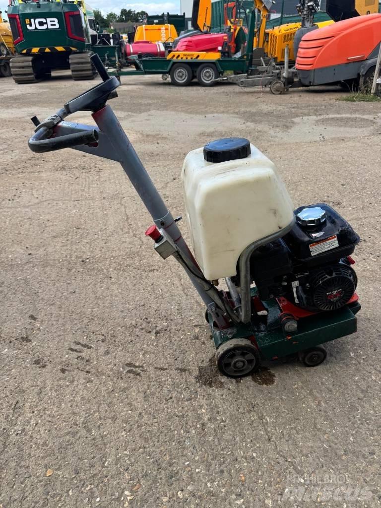 Husqvarna FS305 Costruzioni - Altro