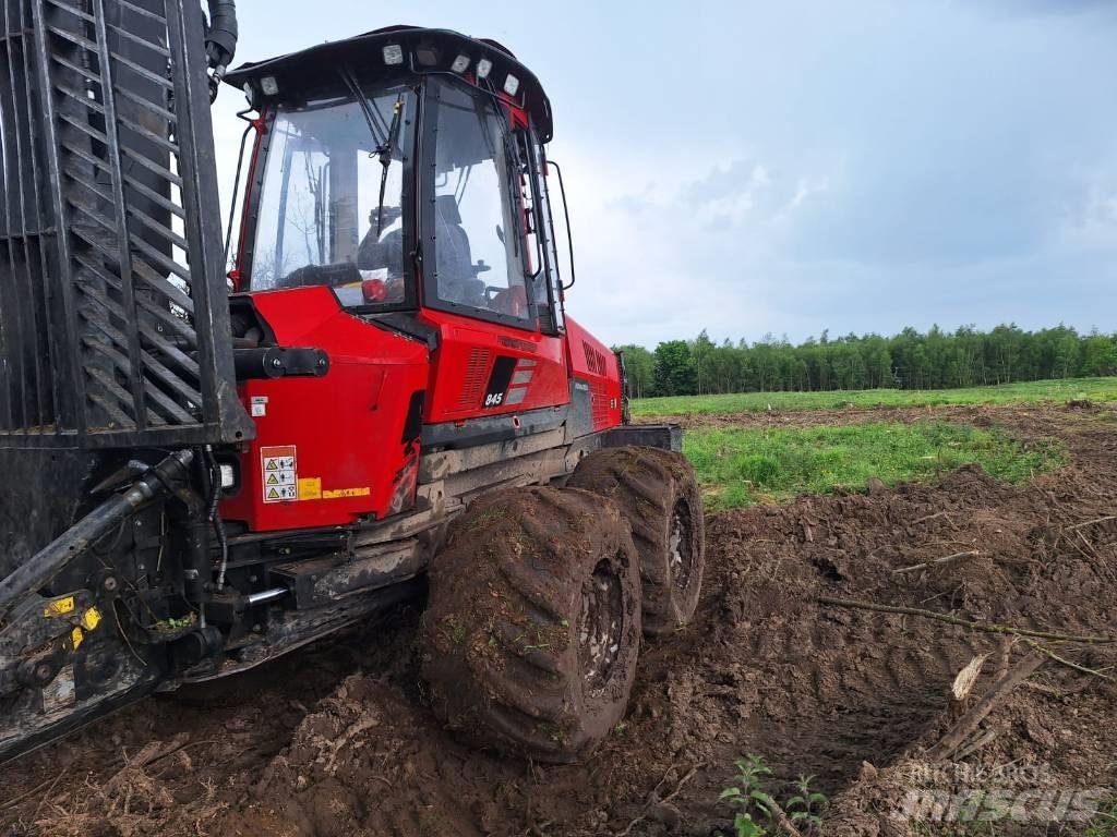 Komatsu 845 Forwarder