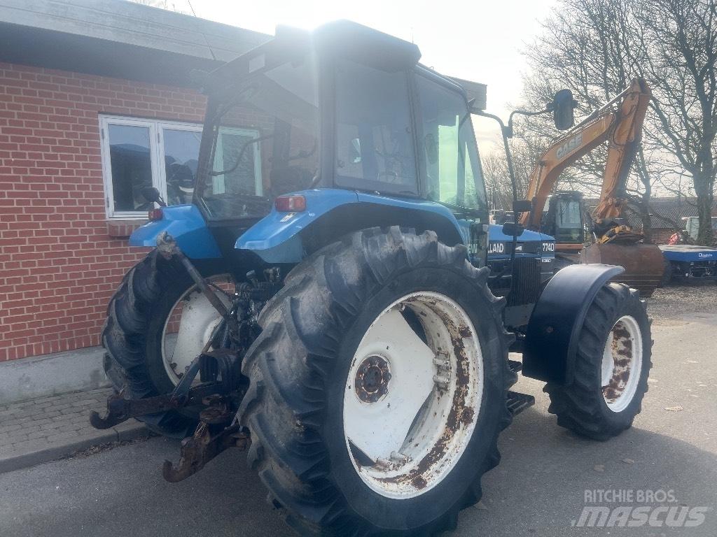 New Holland 7740 Trattori