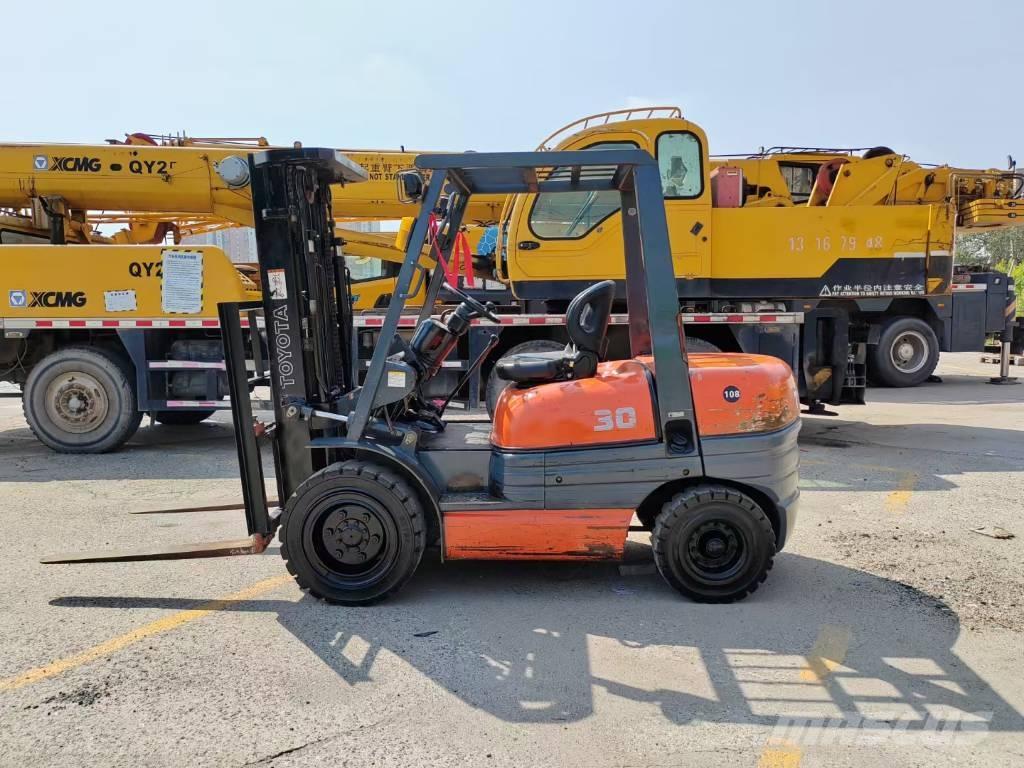 Toyota FD 30 Carrelli elevatori diesel