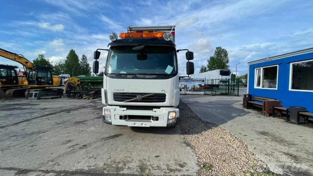 Volvo FL 10 Trasportatore per veicoli