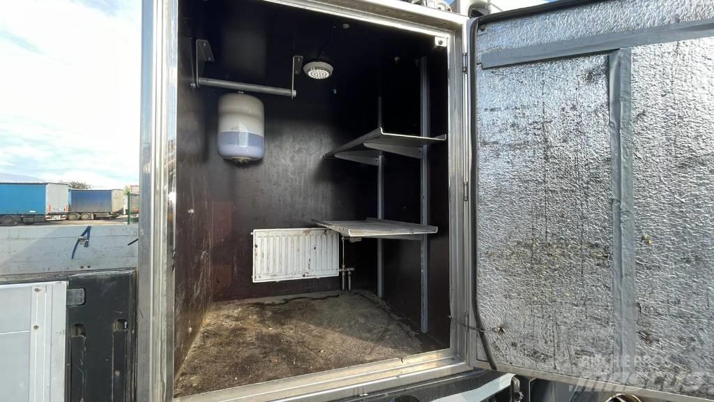 Volvo FL 10 Trasportatore per veicoli