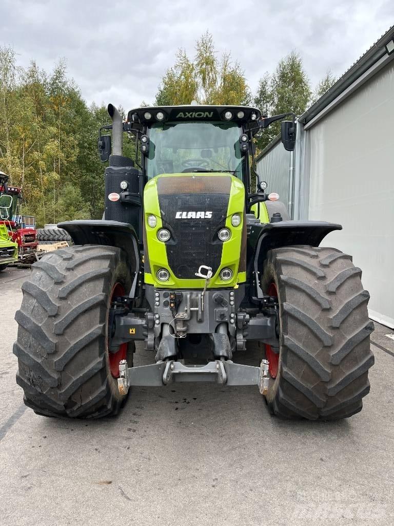 CLAAS Axion 950 Trattori