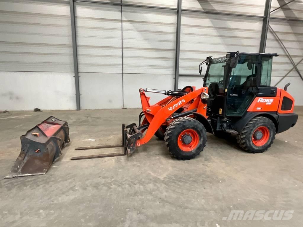 Kubota R 065 Pale gommate