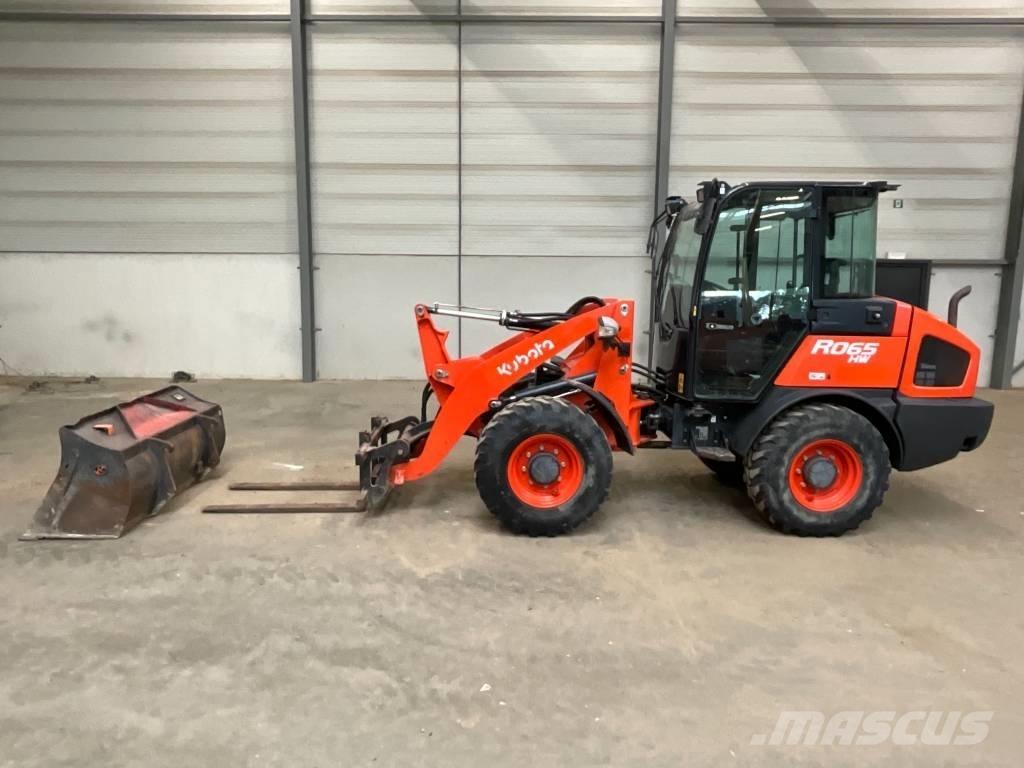 Kubota R 065 Pale gommate