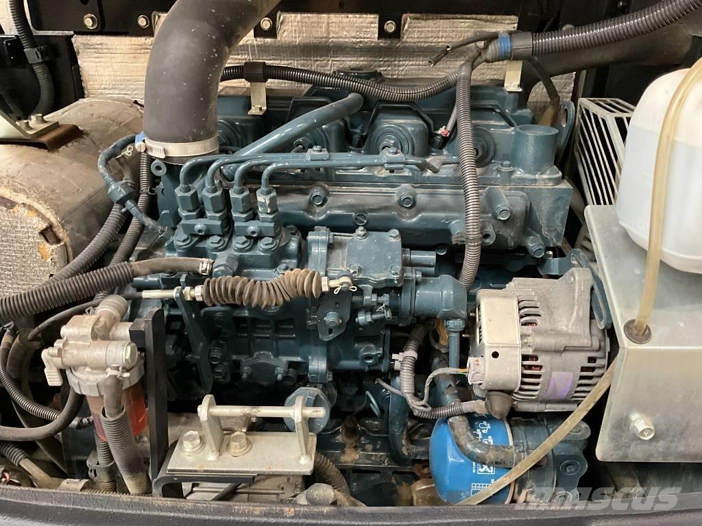 Kubota R 065 Pale gommate