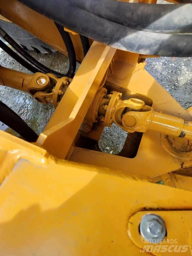 CAT 966 H Pale gommate