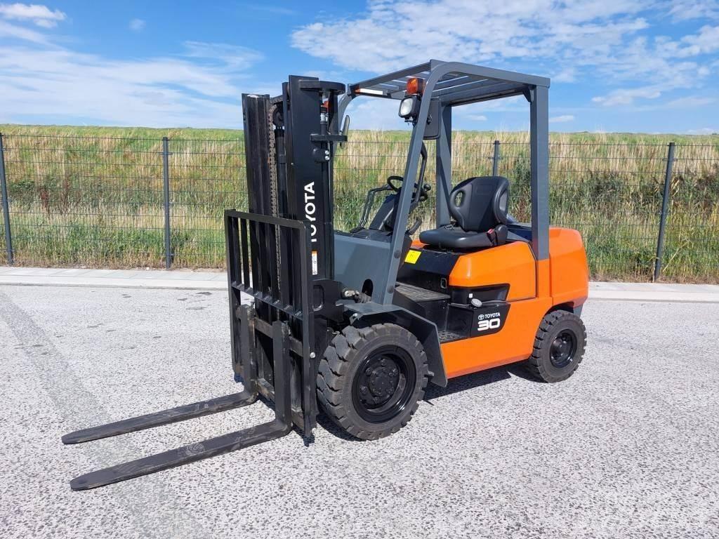 Toyota FDZN30 Carrelli elevatori diesel