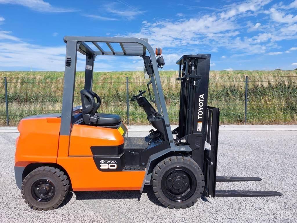 Toyota FDZN30 Carrelli elevatori diesel