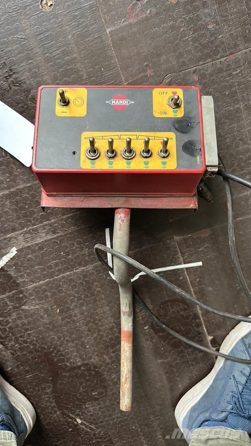 Hardi TZY 2400 Irroratrici trainate