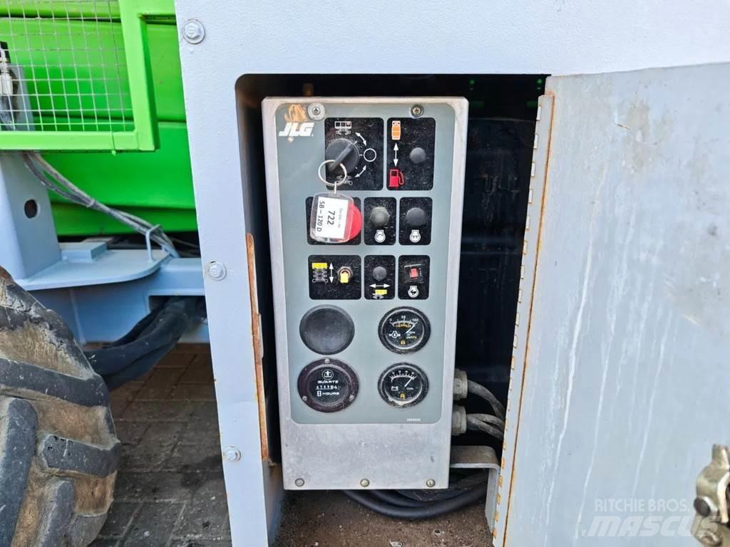 JLG 33 RTS Piattaforme a pantografo