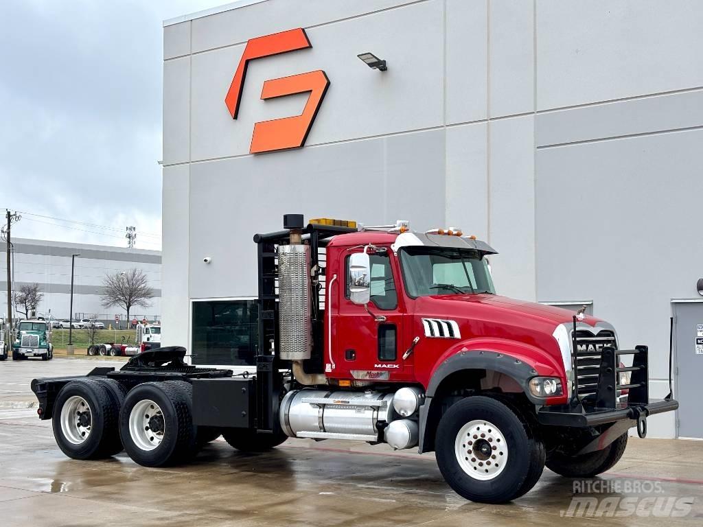 Mack Granite Carroattrezzi