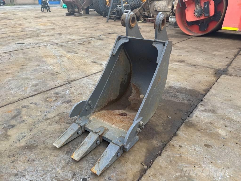 CAT 306 307 bucket Benne