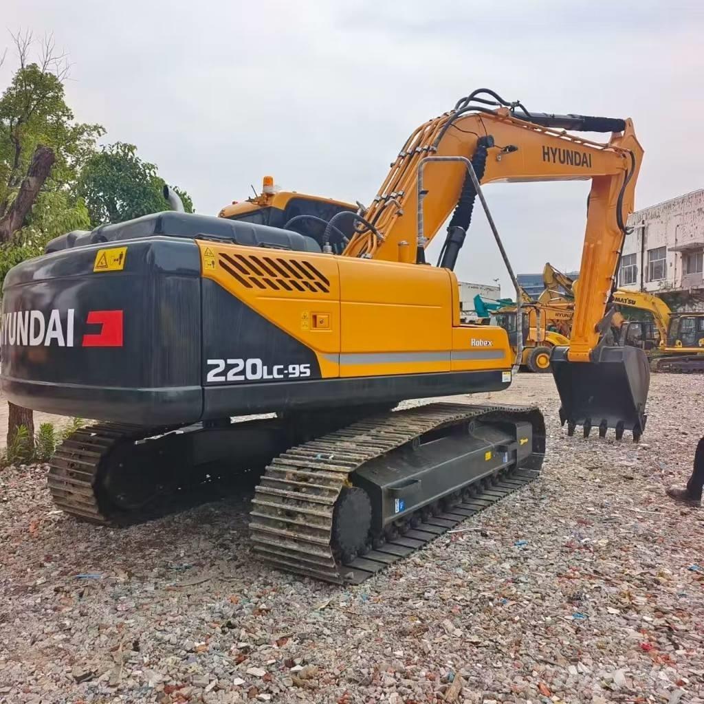Hyundai 220 LC-9S Escavatori cingolati