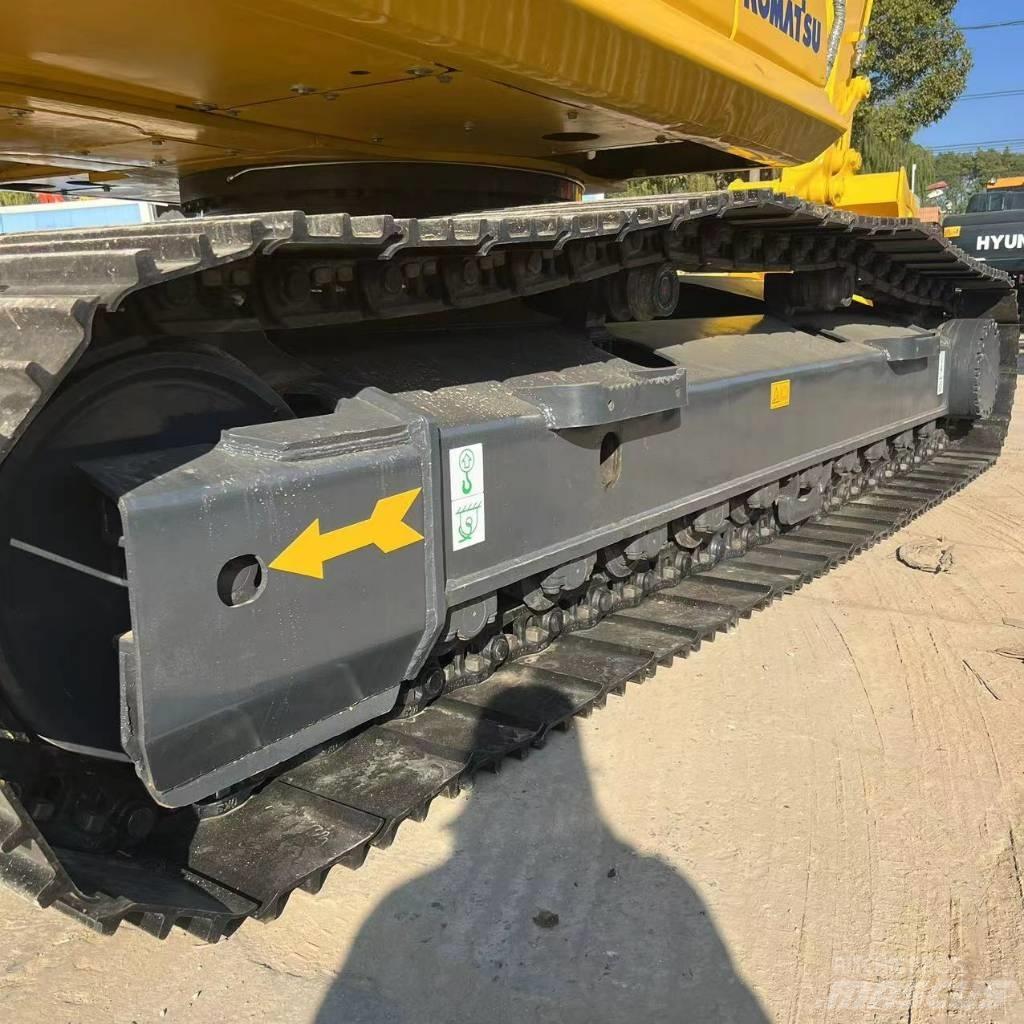 Komatsu PC240LC-8 Miniescavatori