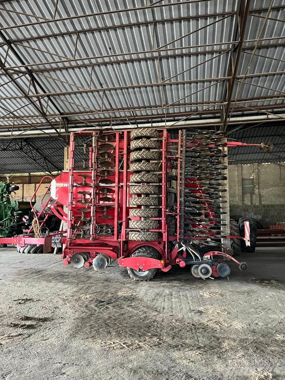 Horsch Pronto 9 DC Perforatrici
