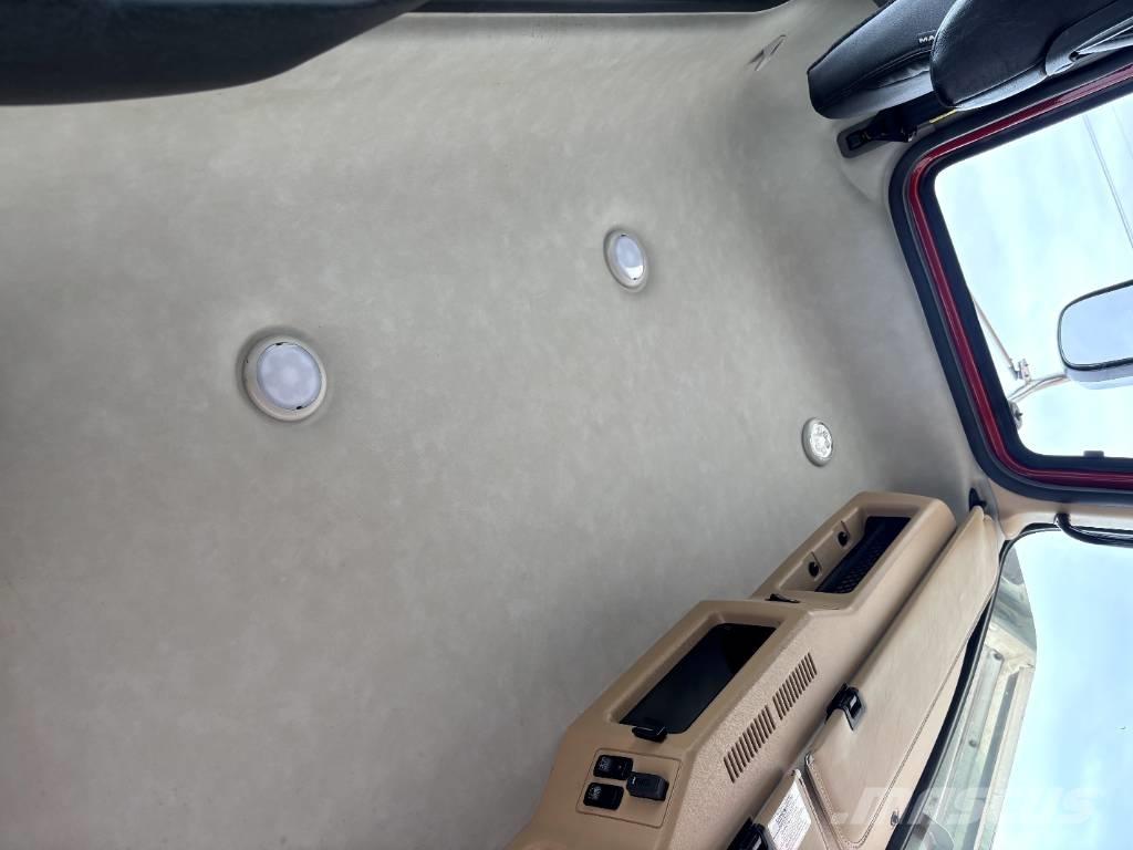 Mack Granite Motrici e Trattori Stradali