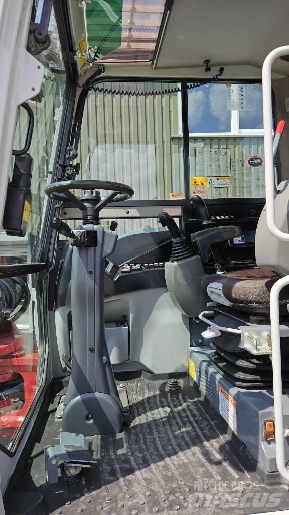 Takeuchi TB295W Escavatori gommati