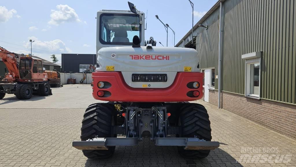 Takeuchi TB295W Escavatori gommati