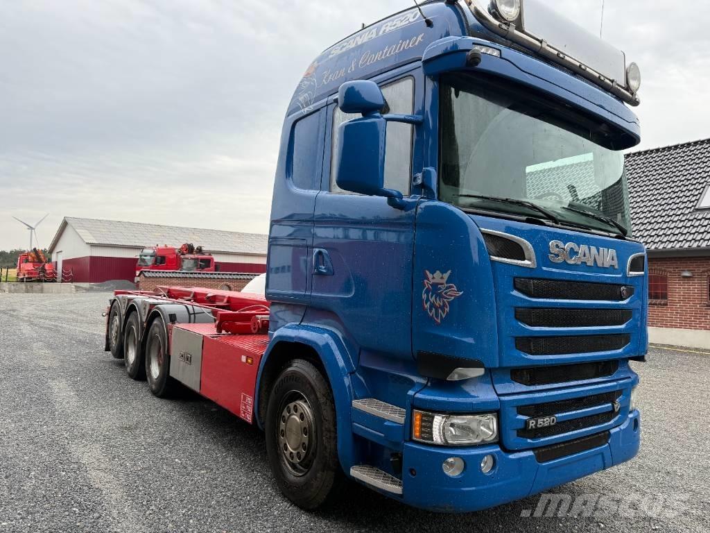 Scania R520 8x4 Motrici scarrabili