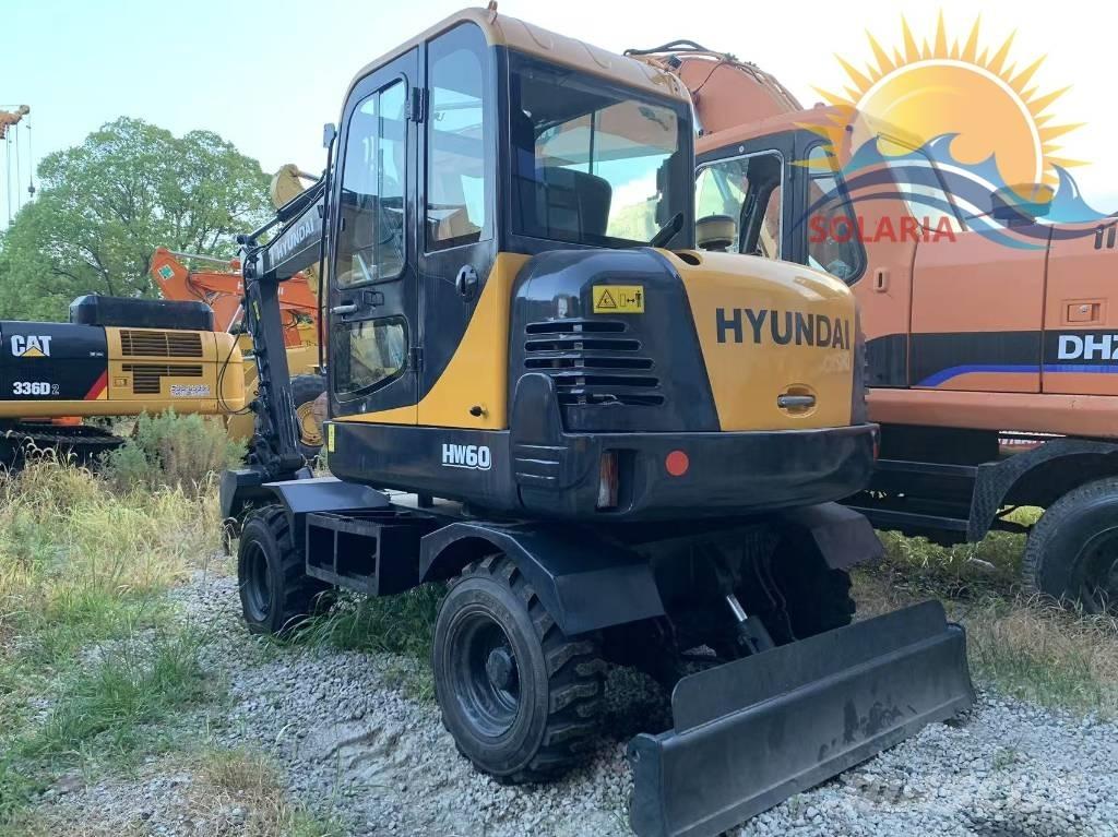 Hyundai R60W HW Escavatori gommati