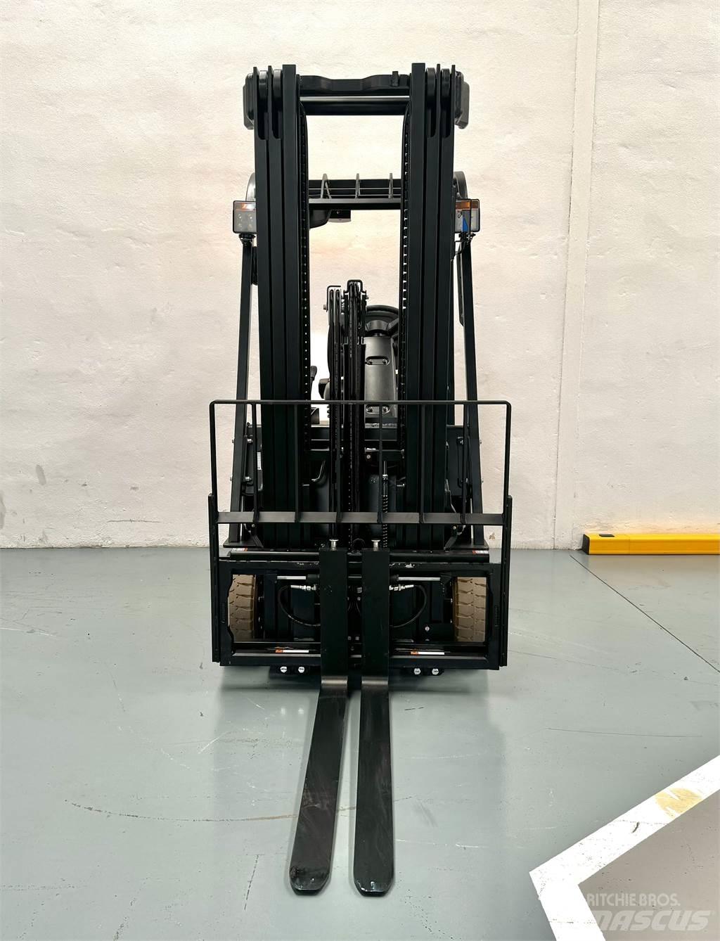  CPD18TVL Carrelli elevatori elettrici