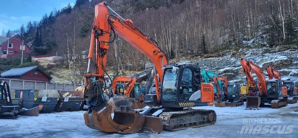 Hitachi ZX130LC-6 Escavatori cingolati