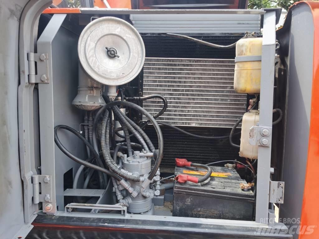 Hitachi EX 120-5 Escavatori cingolati
