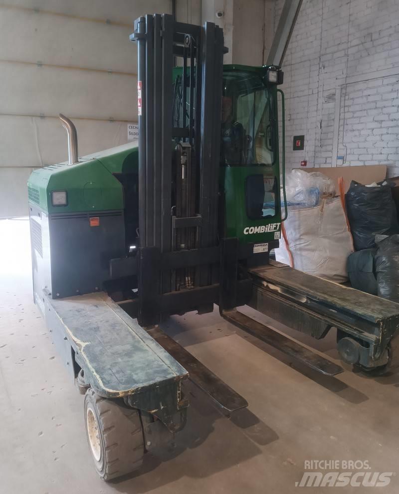 Combilift C4000 MK4 Carrello elevatore retrattile a 4 vie