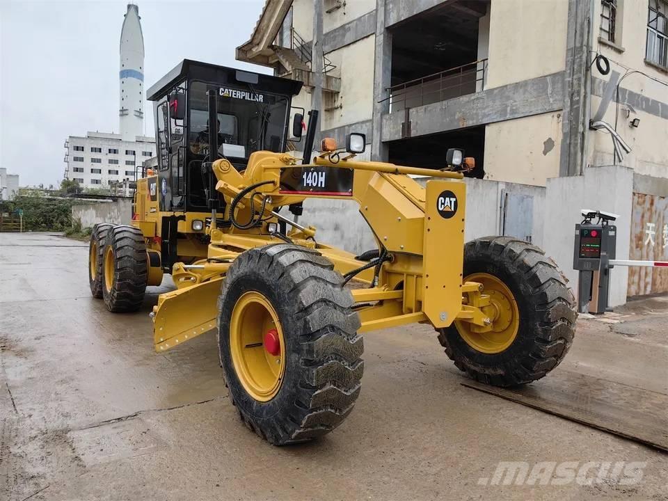CAT 140H Motorgraders