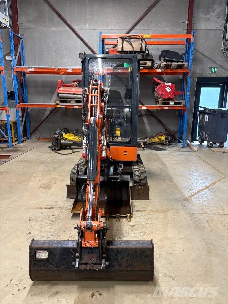 Hitachi ZX 19-6 Miniescavatori