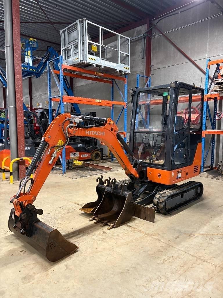 Hitachi ZX 19-6 Miniescavatori