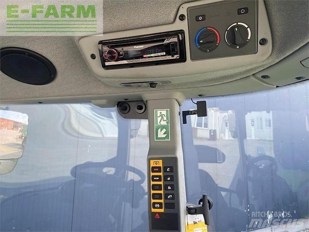 CLAAS arion 420 Trattori