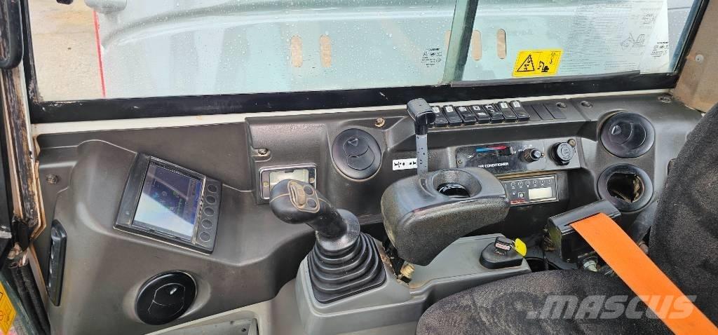 Takeuchi TB 260 Miniescavatori